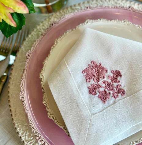 Imperial Dinner Plate in Light Pink Arte Italica