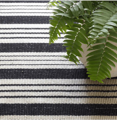Dash & Albert Birmingham Black Stripe Indoor/Outdoor Rug