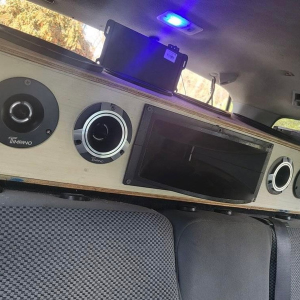 Timpano Pro Audio Voice Box Stunt Wall Speaker Setup w/Mids, Tweeters & Horns