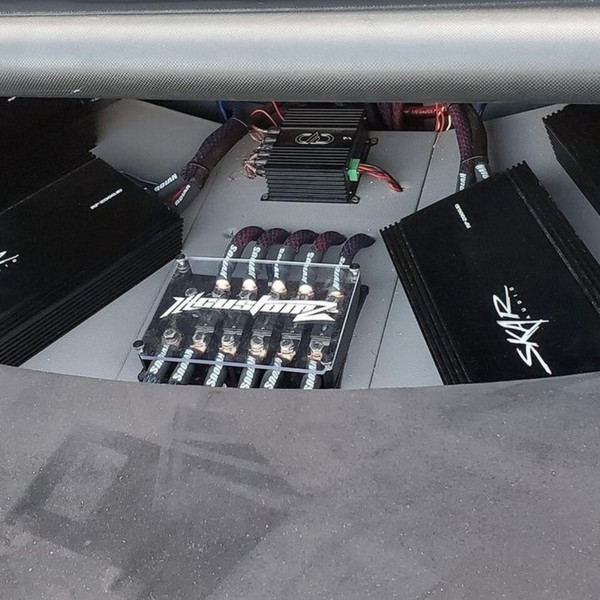 DD Audio & Skar Audio Amp Rack Wiring Installation w/ILL Customz Fuse Block
