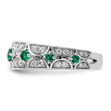 14k White Gold 1/2 carat Lab Grown Diamond VS/SI+ G+ and Lab Created Emerald Ring