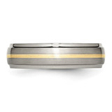 Chisel Titanium Brushed Center with 14k Gold Inlay 6mm Ridged Edge Band - TB-D45989B3-4981