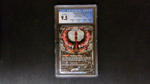 CGC 9.5 Pokemon Galarian Moltres V Chilling Reign 177/198