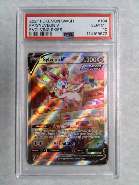 Pokemon PSA 10 Sylveon V Evolving Skies 184/203