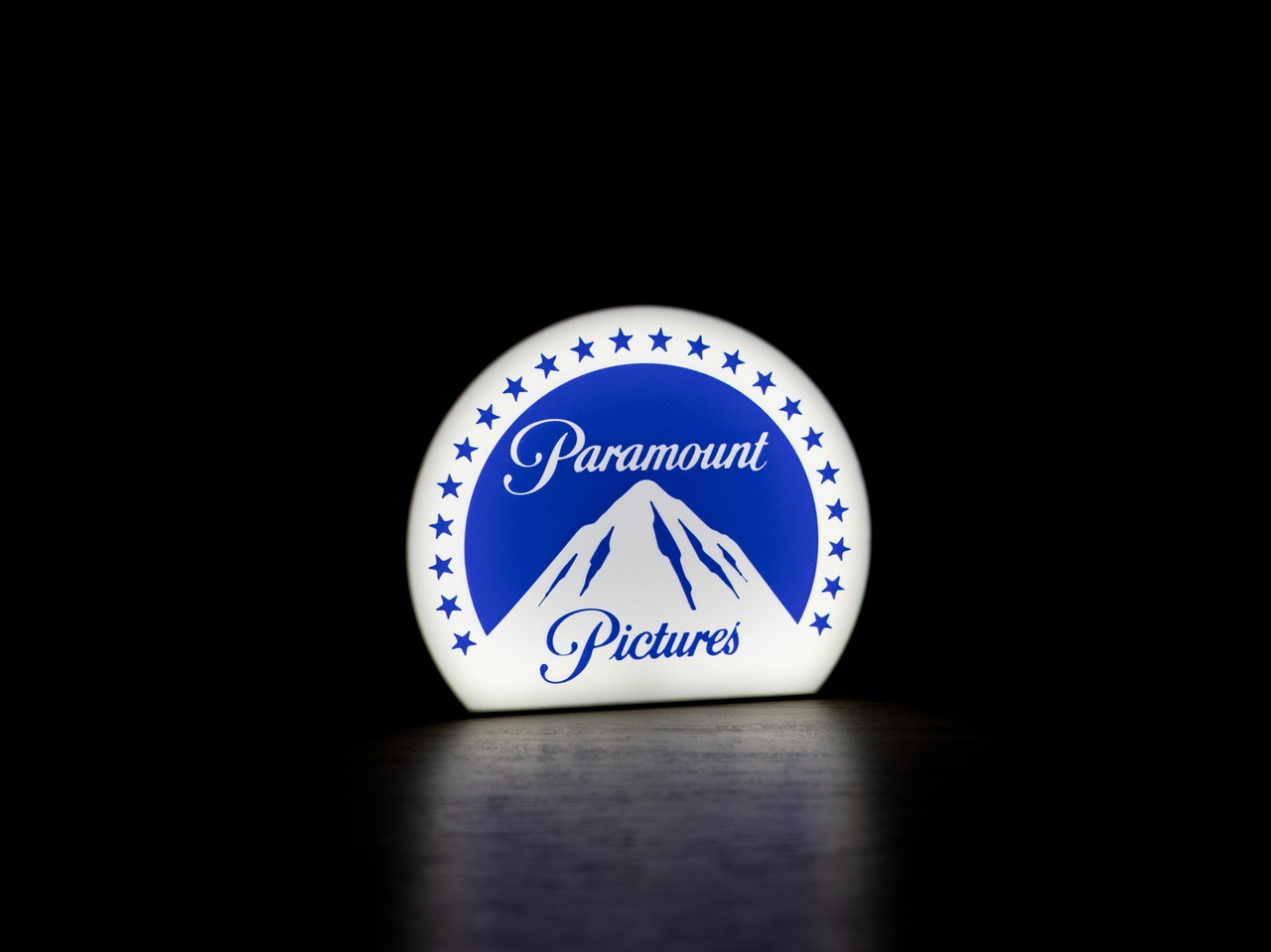 paramount pictures logo uk