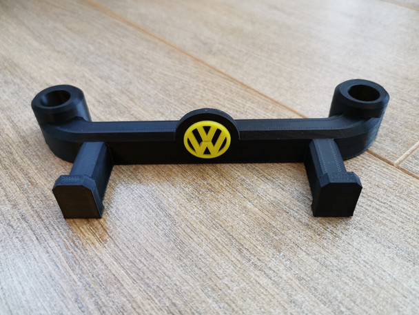 Keep your VW T5 organized with our stylish Headrest Hooks! Made from high-quality ABS, they fit easily and hold up to 2 kg without any attachments.