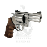 Smith & Wesson 629-2 revolver – Available in Geneva
