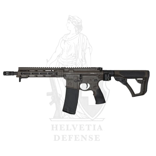 Halbautomatisches Daniel Defense DDM4 V7K Law Tactical AR-15 Gewehr, 5,56 NATO, 10,3-Zoll-Lauf und Klappschaft