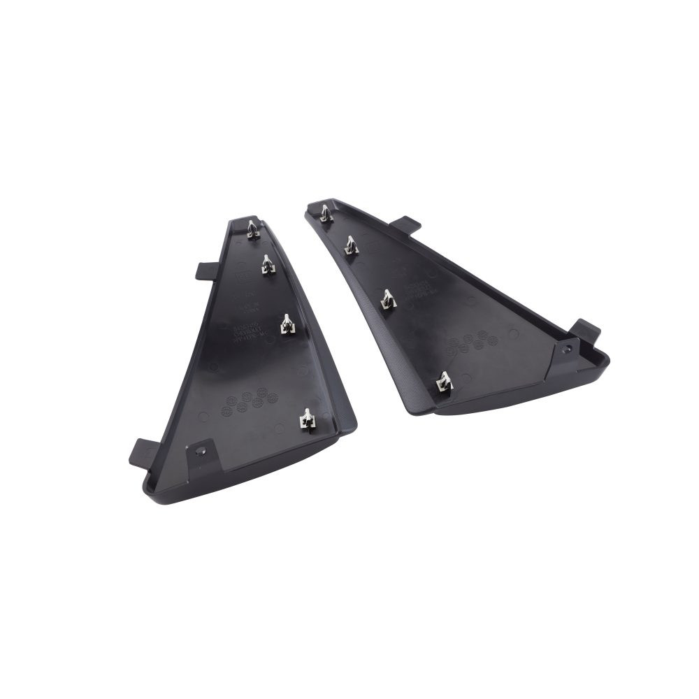 C8 Front Splash Guards in Black