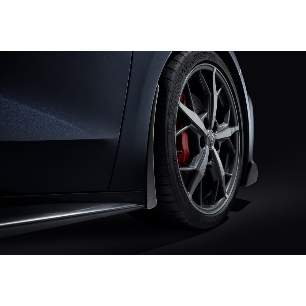 C8 Front Splash Guards in Black