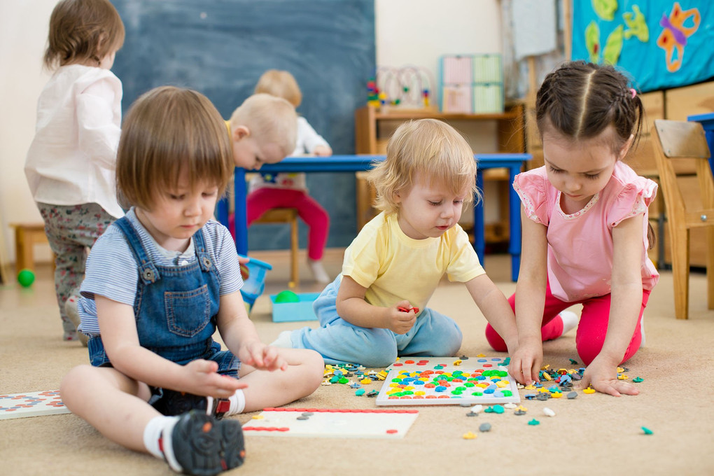 Fluorescent Light Covers in School and Kindergarten Decor