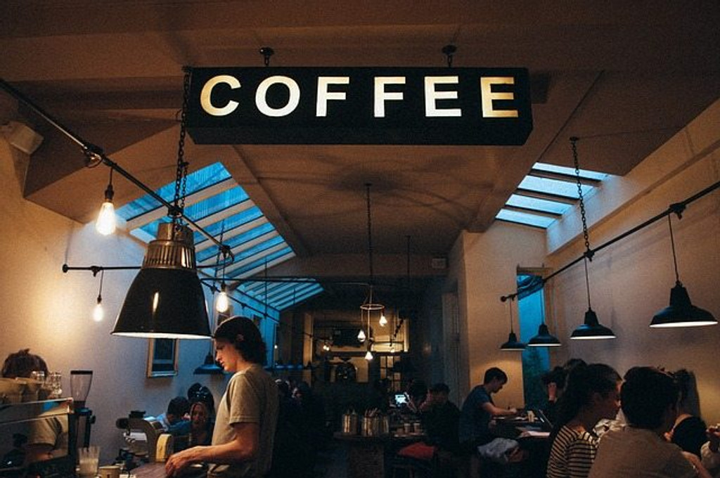 How Decorative Lighting Can Benefit Your Small Business How Decorative Lighting Can Benefit Your Small Business