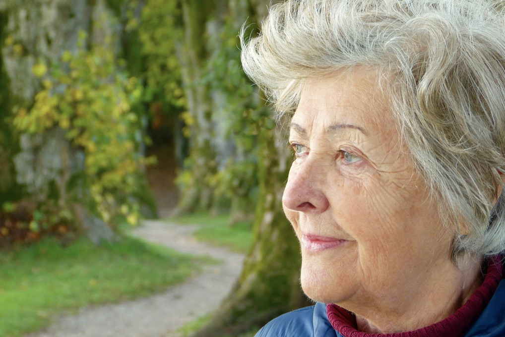 The Importance of Lighting for Seniors With Dementia