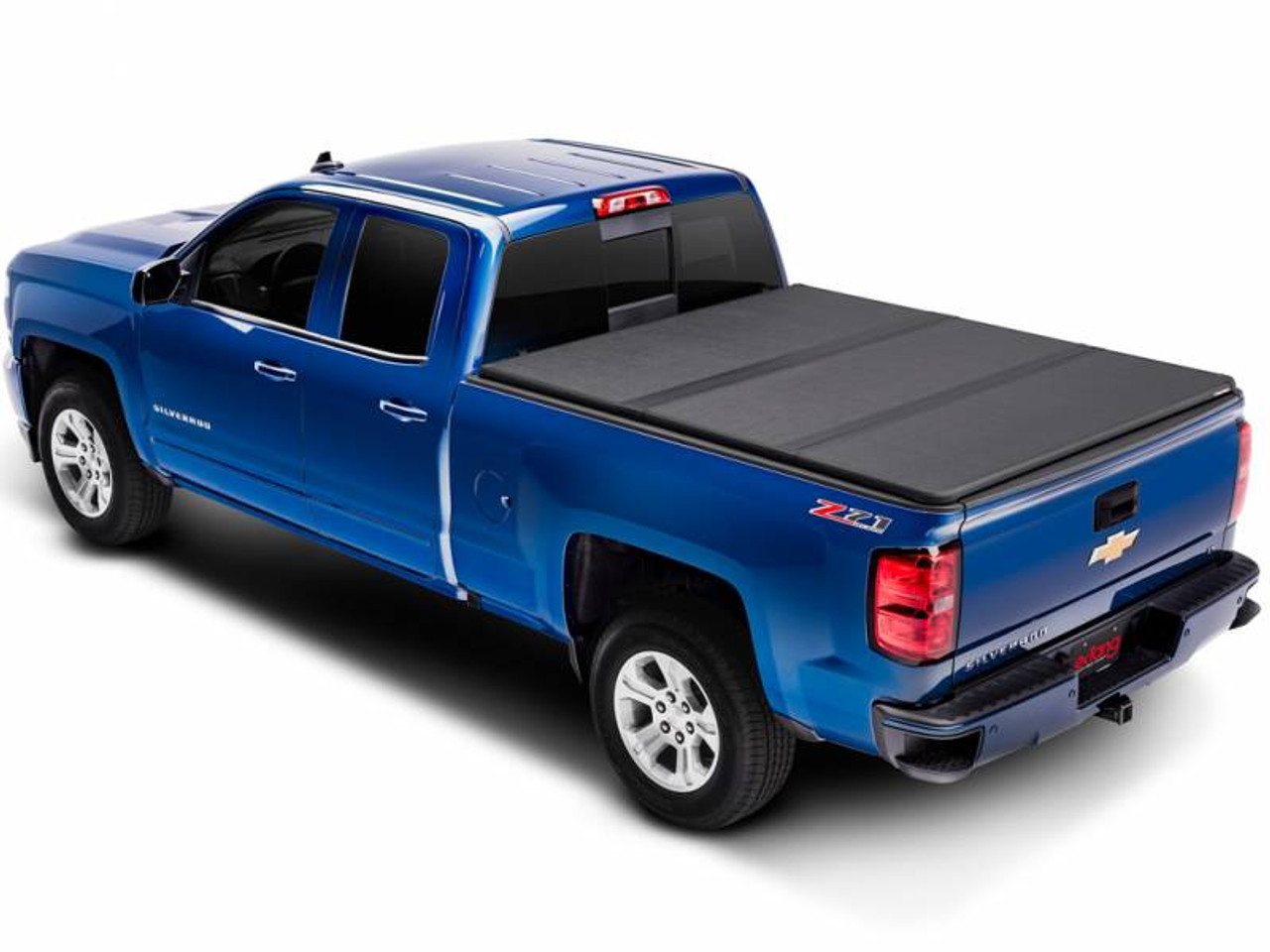 EXT88450, 2014-18 CHEVROLET SILVERADO/GMC SIERRA, 1500 5.8' BED EXTANG SOLID FOLD 2.0 TONNEAU COVER