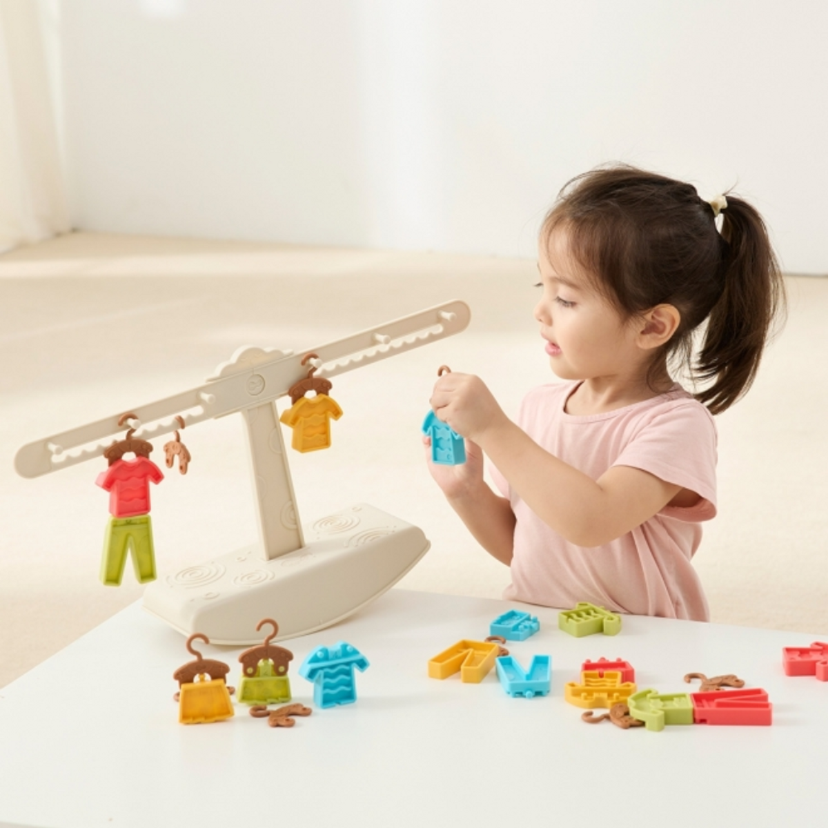 Autism Toys for Kids, Teens and Adults on the Spectrum