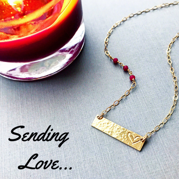 Sending Love Necklace - Gold