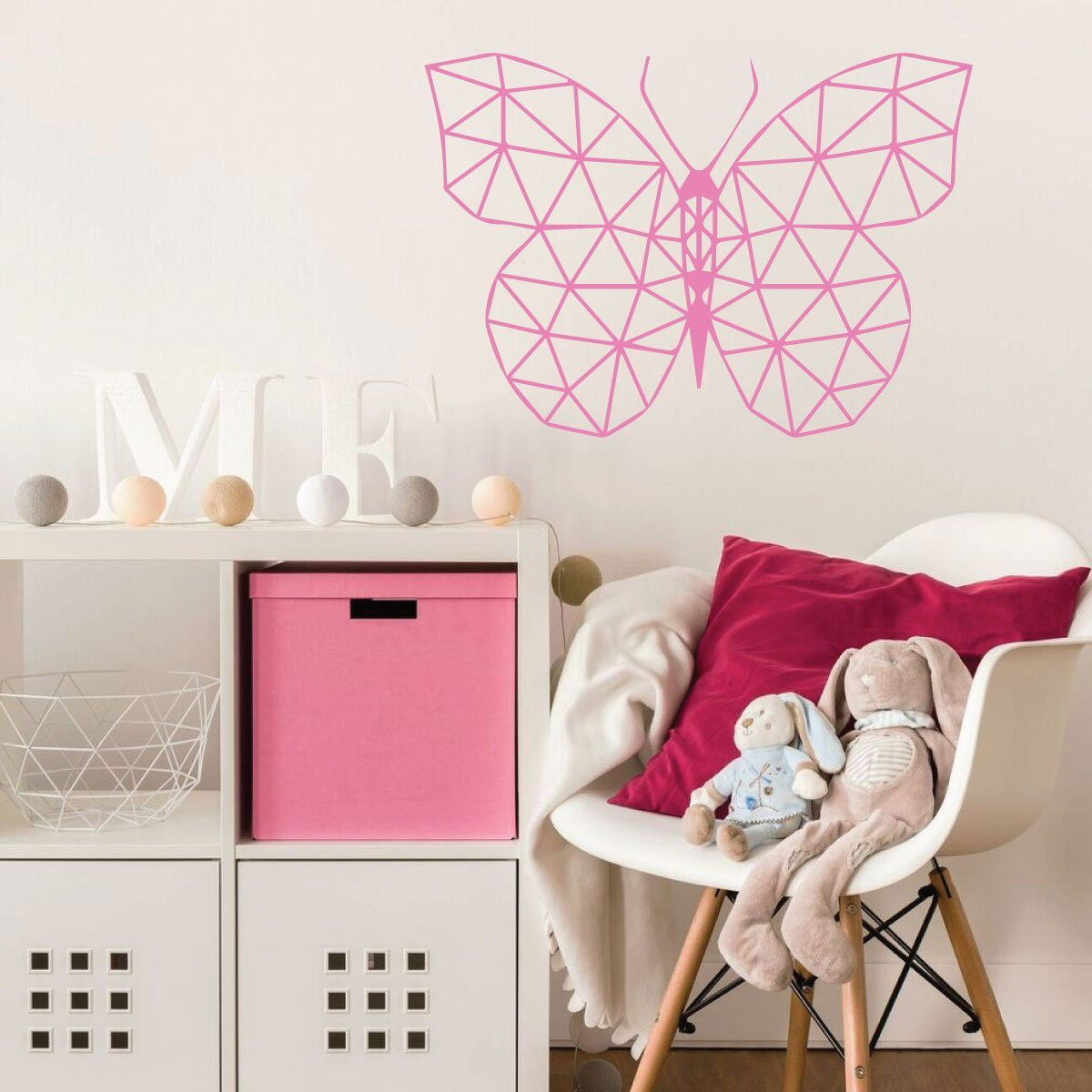Geometric butterfly vinyl wall decor with faceted line design