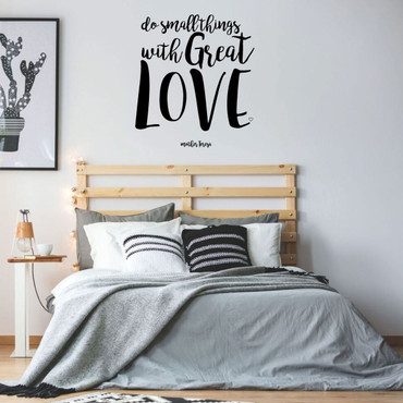 Mother Teresa Quote Wall Art - Do Small Things With Great Love - Christian Vinyl for Home Decoration or Teen's Bedroom