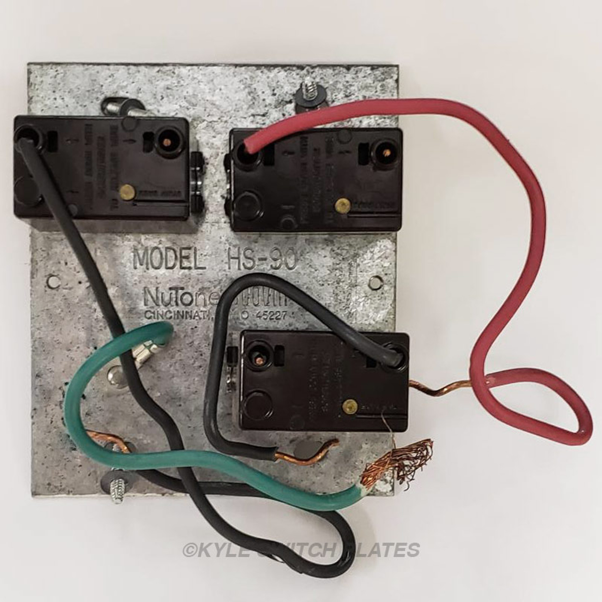 Nutone Scovill Light Exhaust Heat 3Switch Despard Cover Plates