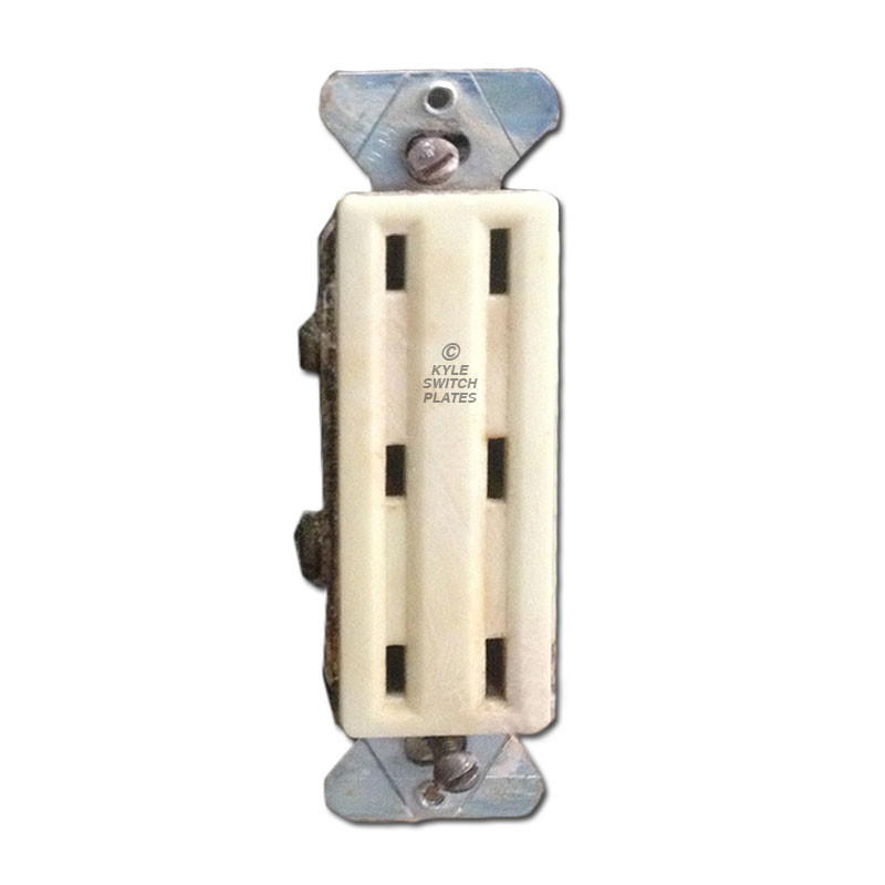 Old Style Sierra Electric Biplex Outlet Cover Switch Plates Ivory