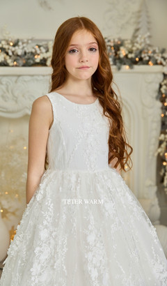 Exquisite Teter Warm Couture Luxurious Lace Communion Flower Girl Gown