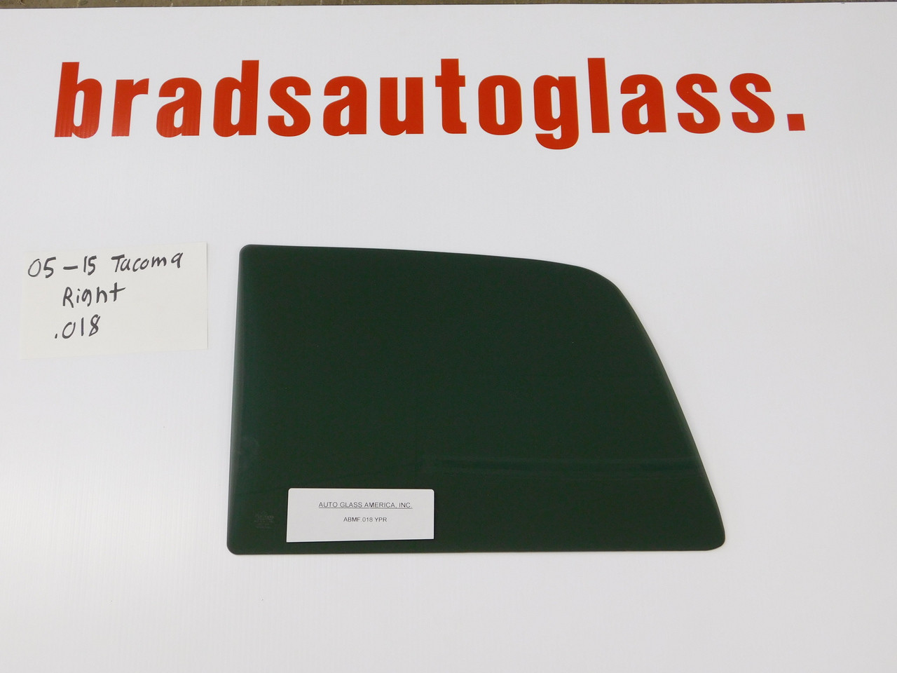 20052015 Toyota rear sliding window back glass RIGHT only PATCH