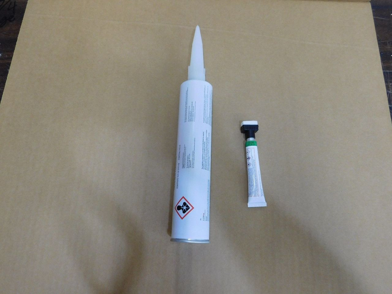 Windshield back glass Urethane Glue Sealant Brad's Auto Glass