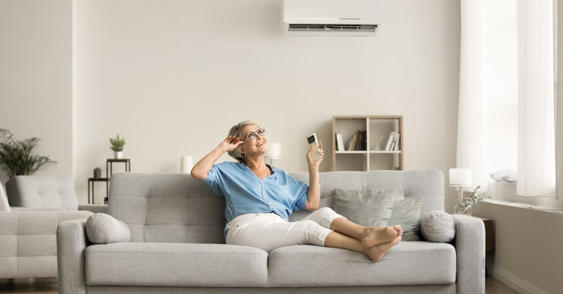 Split AC vs. Window AC: Efficiency, Cost, and Comfort