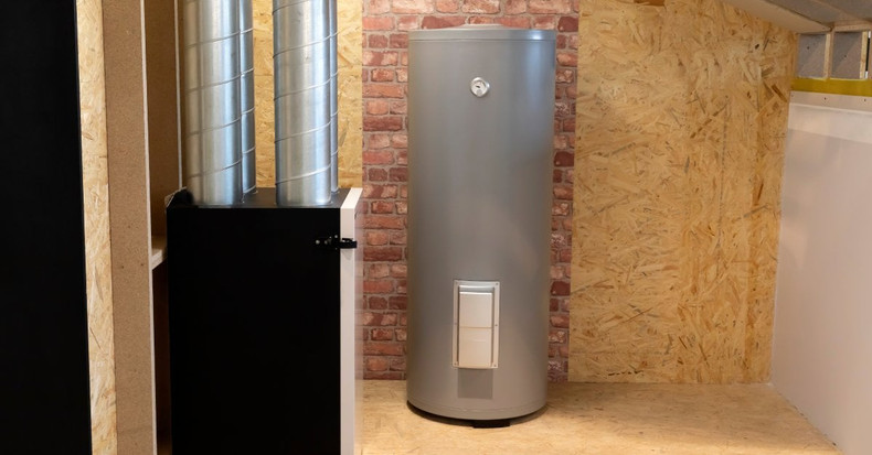 Tank vs. Tankless Water Heaters: Why Tanks Are Better