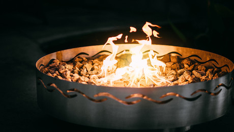 ​Your Ultimate Guide: Best Wood to Burn in a Fire Pit 