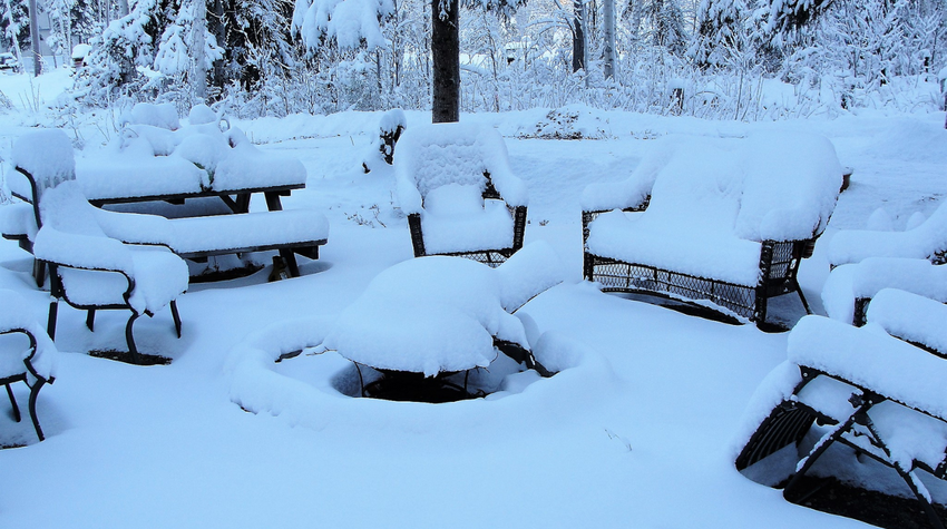 5 Ways to Winterize your Backyard
