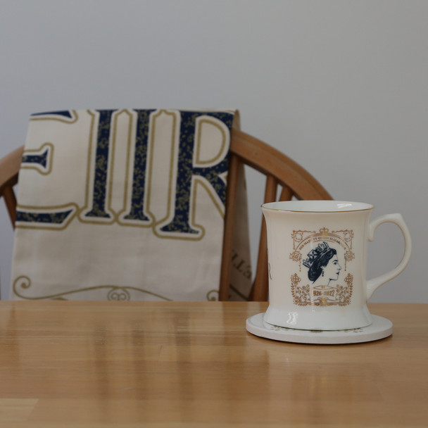 Westminster Abbey Queen Elizabeth II Tea Towel