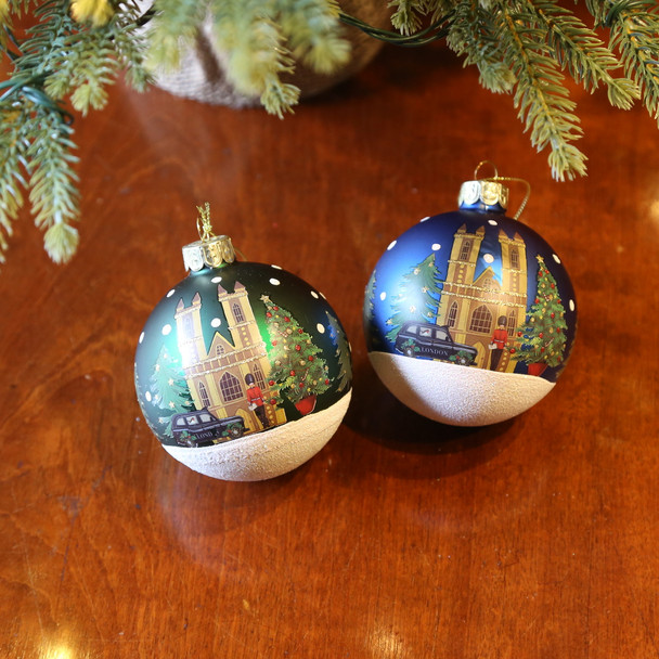 London Christmas Scene Green Glass Bauble