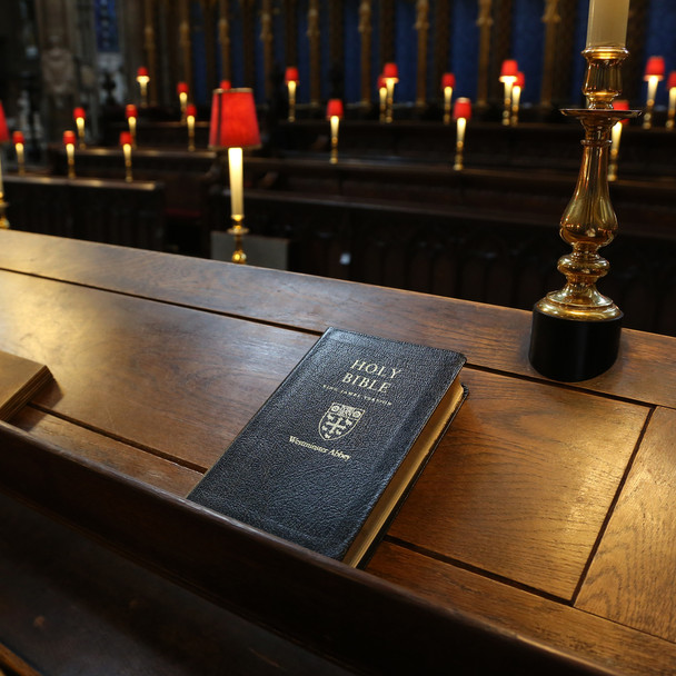 Westminster Abbey Embossed King James Bible (Slipcased)