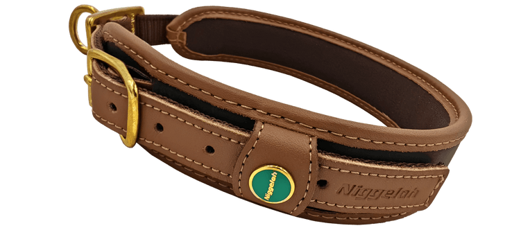 Niggeloh leather dog collar, size S with brass swivel, side view