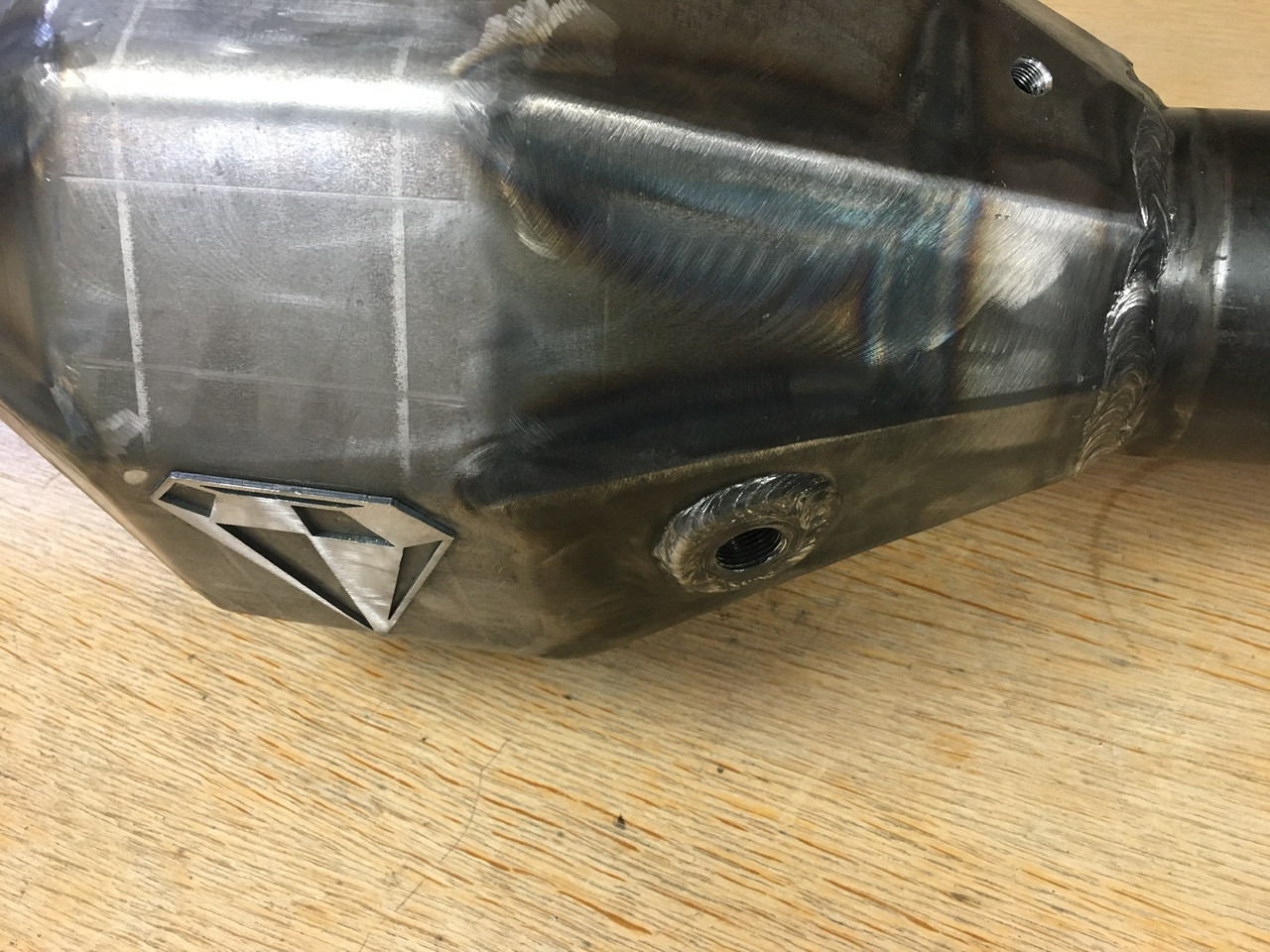 8" Diamond Axle housing Builder style