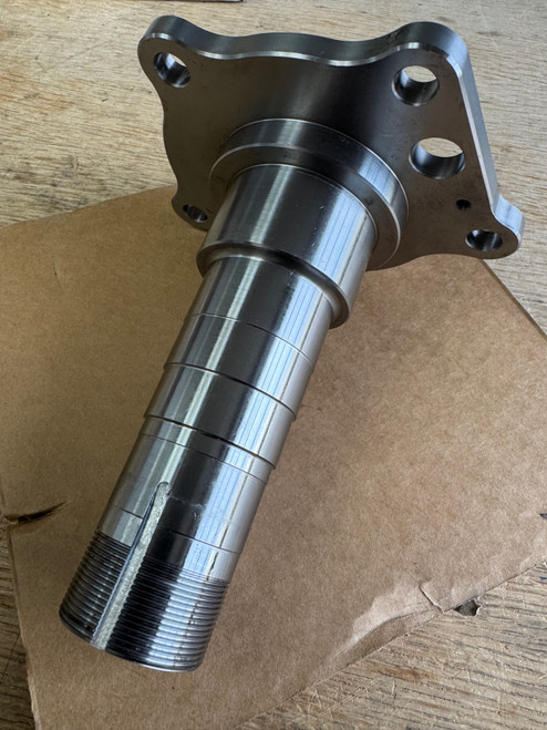 FJ80 Land Cruiser rear Full Float spindles, NEW chrome-moly, FZJ80, PAIR