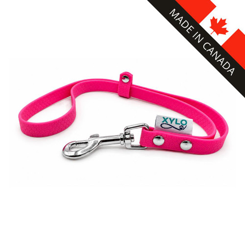 Xylo Grooming Loops - Waterproof and Slip-Resistant, pink pet grooming loop with metal clip and adjustable strap.