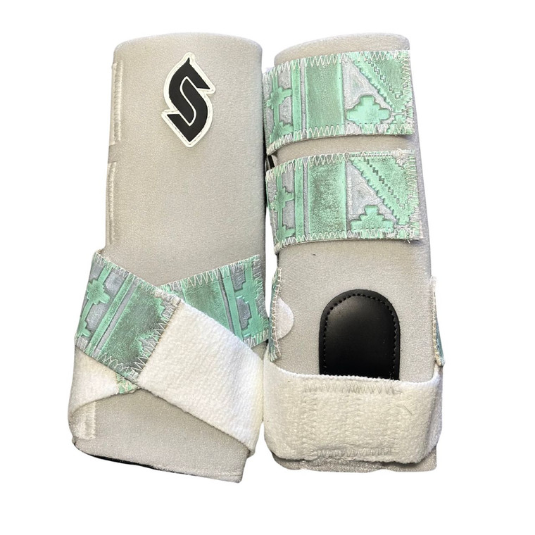 RTS Front Medium Sports Support in White with Mint Navajo