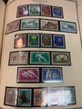 SWITZERLAND – COLLECTION IN A PAIR OF SCOTT SPECIALTY ALBUMS – 426029