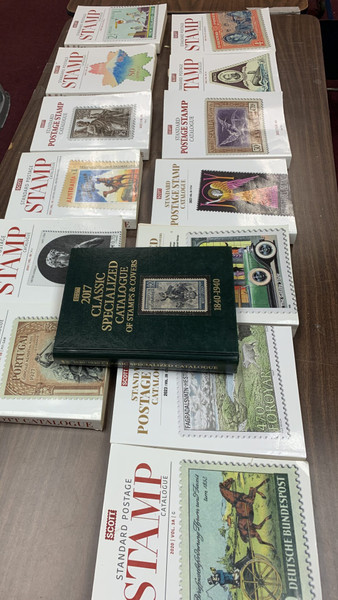 Complete Set of Scott Catalogues A-Z – 426140