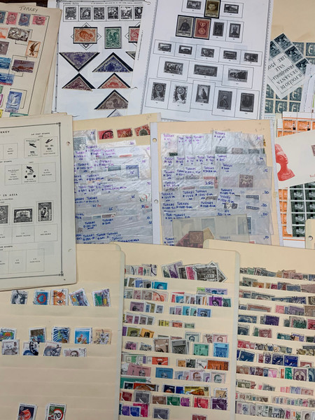 INTERNATIONAL SELECTION – Several Thousand Different, Substantial Turkey Holding Plus Canada, Finland, Trieste – 425963