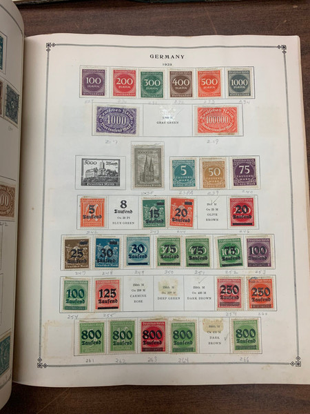 INTERNATIONAL SELECTION BUILT AROUND SCOTT INTERNATIONAL ALBUM FROM 1940s – 426290