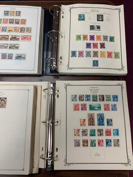 GROUPING OF NATIONAL COLLECTIONS – 29 VOLUMES! – 426370