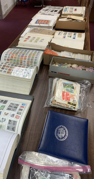 END OF YEAR CLEAR-OUT! – INTERNATIONAL SELECTION IN 3 LARGE CARTONS – 426528