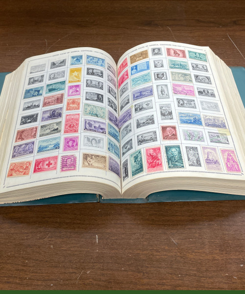 US & WORLDWIDE – Five International Albums 1956-59, JFK Memorial Album, Year Set Cards, Famous Americans — 824173