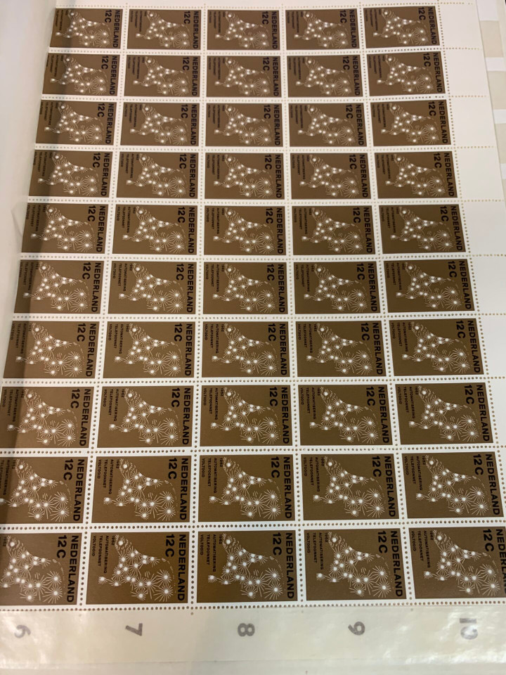 NETHERLANDS – EXPANSIVE SELECTION IN 4 STOCK BOOKS – 426122