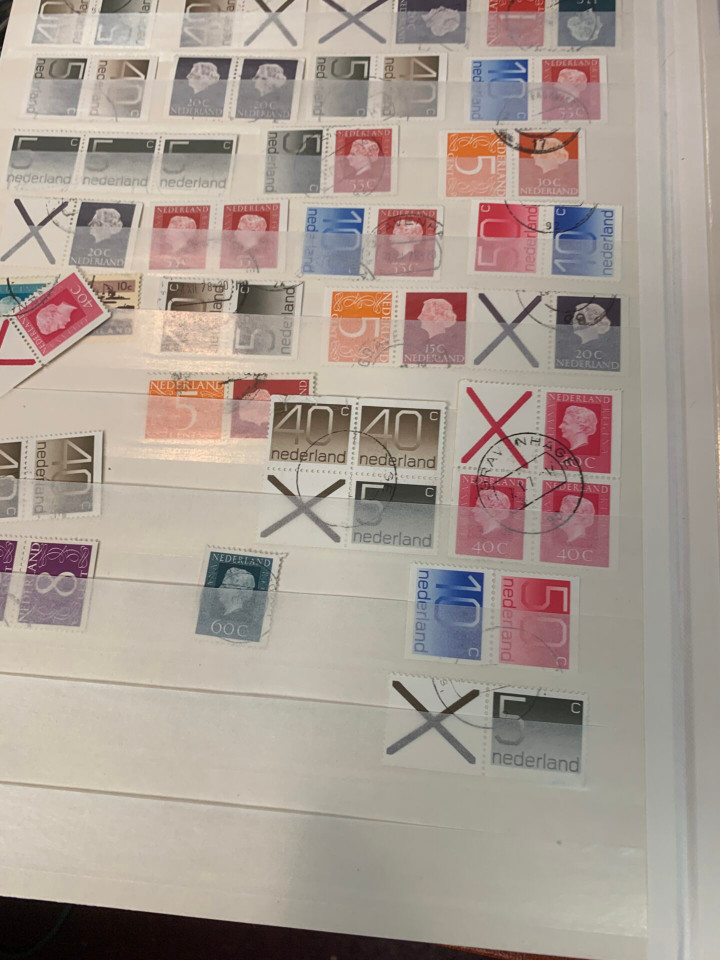 NETHERLANDS – EXPANSIVE SELECTION IN 4 STOCK BOOKS – 426122