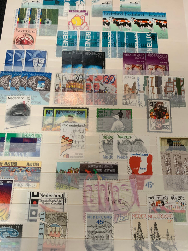 NETHERLANDS – EXPANSIVE SELECTION IN 4 STOCK BOOKS – 426122