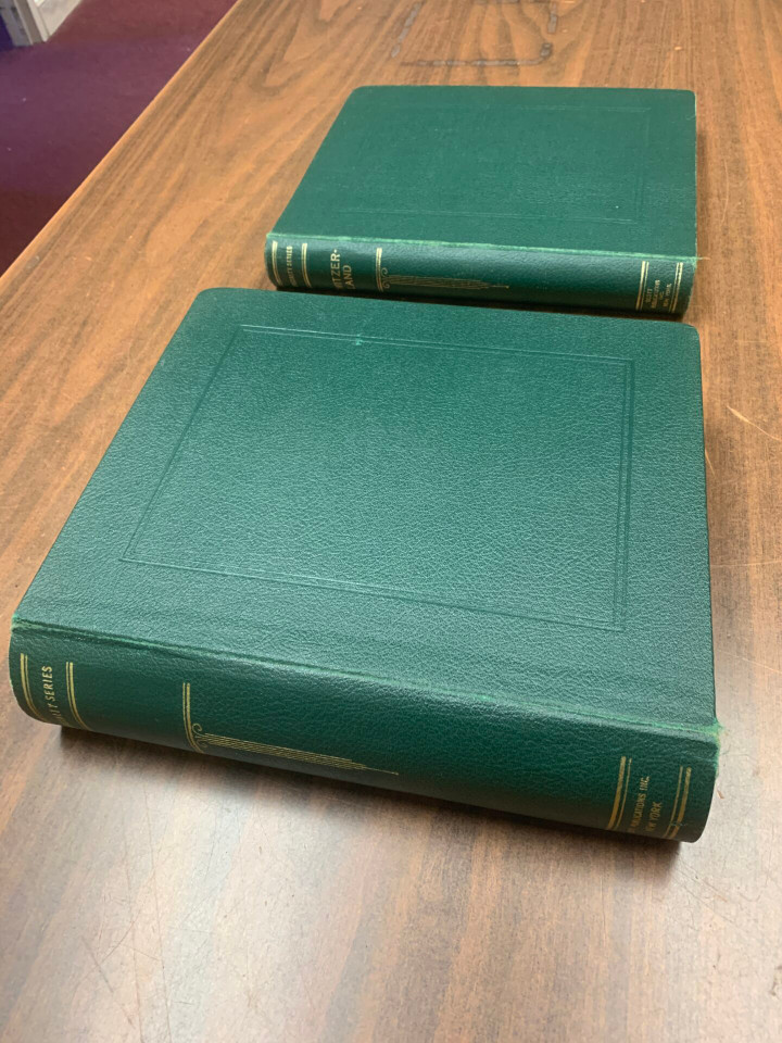 SWITZERLAND – COLLECTION IN A PAIR OF SCOTT SPECIALTY ALBUMS – 426029